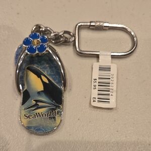 SeaWorld Blue and Yellow Keychain